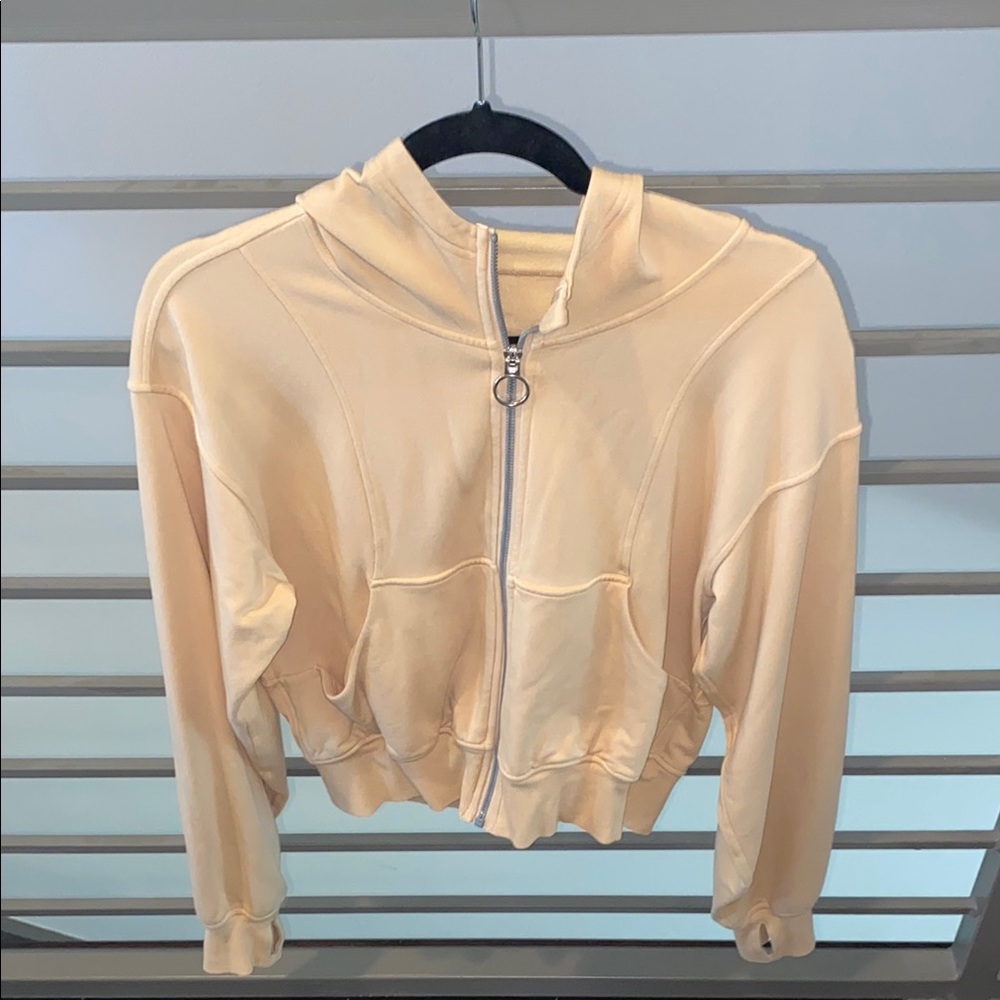Lululemon Athletica Cream Zip-Up Jacket